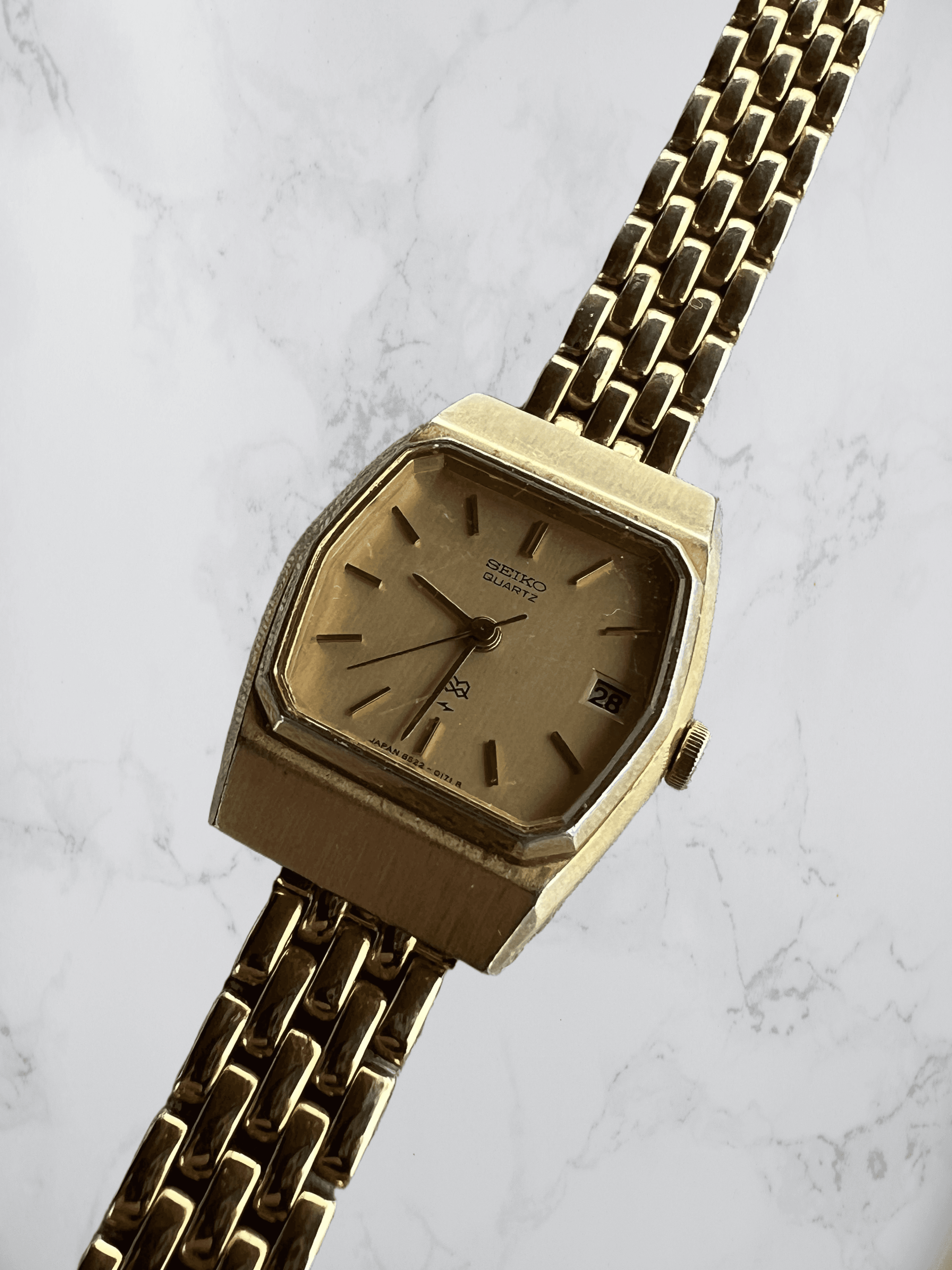 Gullfarget Seiko Dameklokke